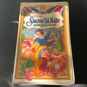 Snow White And The Seven Dwarfs VHS